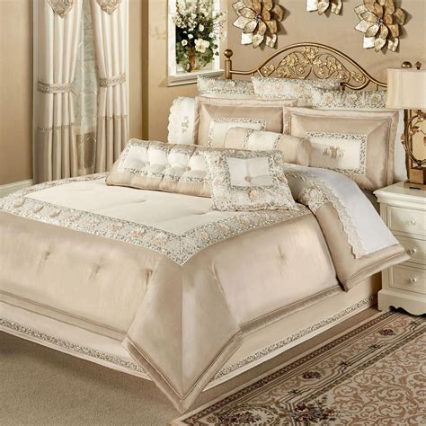 Luxury Bedding & Bed Linen Sets .